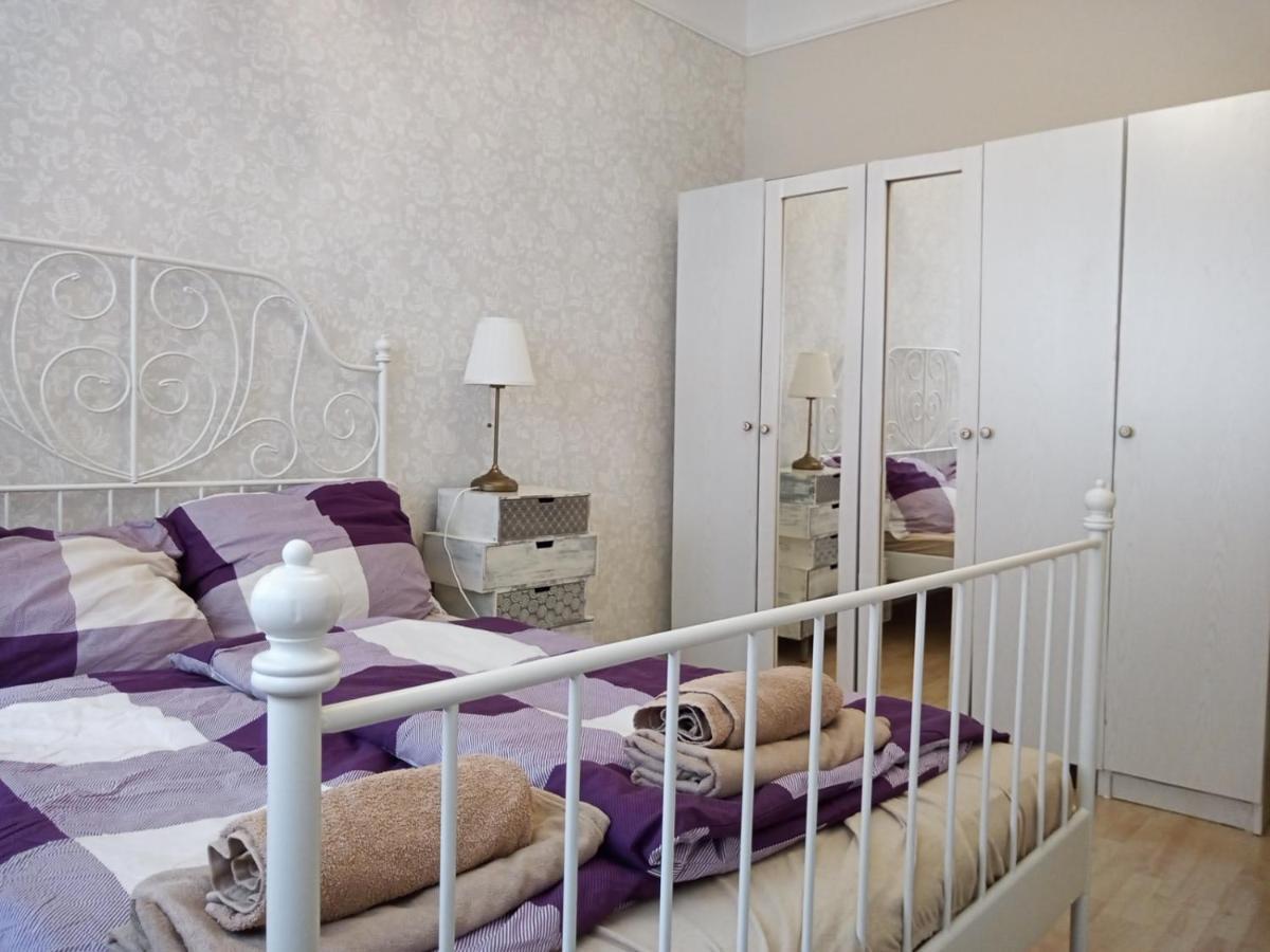 Aurora Main Street Apartment Budapest Exterior photo